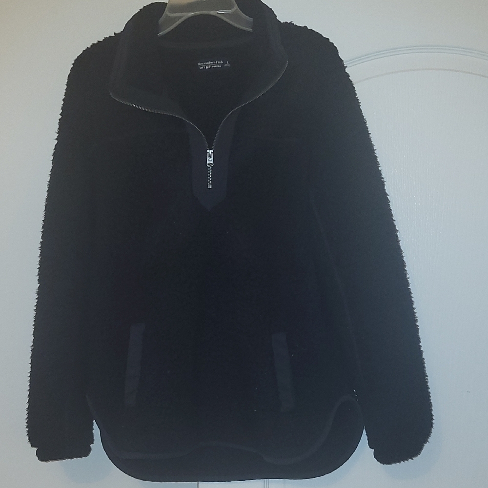 Abercrombie & Fitch Black Sherpa Pullover